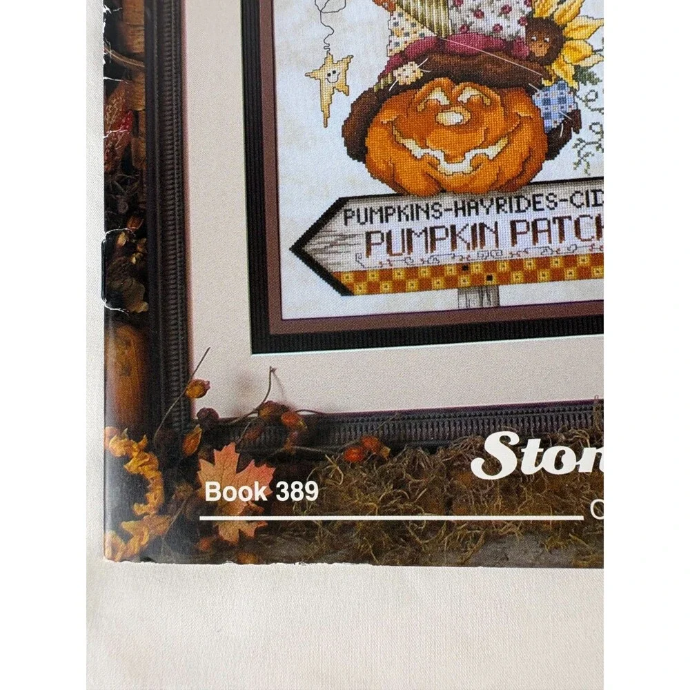 Stoney Creek Haunted Halloween Book 389 Cross Stitch Patterns Pumpkins Ghosts